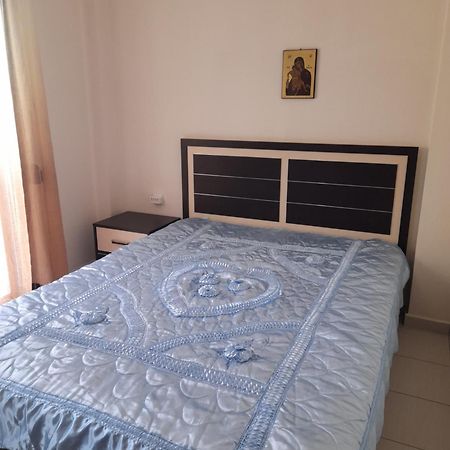 Christina Apartment Νεα Περαμοσ Néa Péramos Kültér fotó