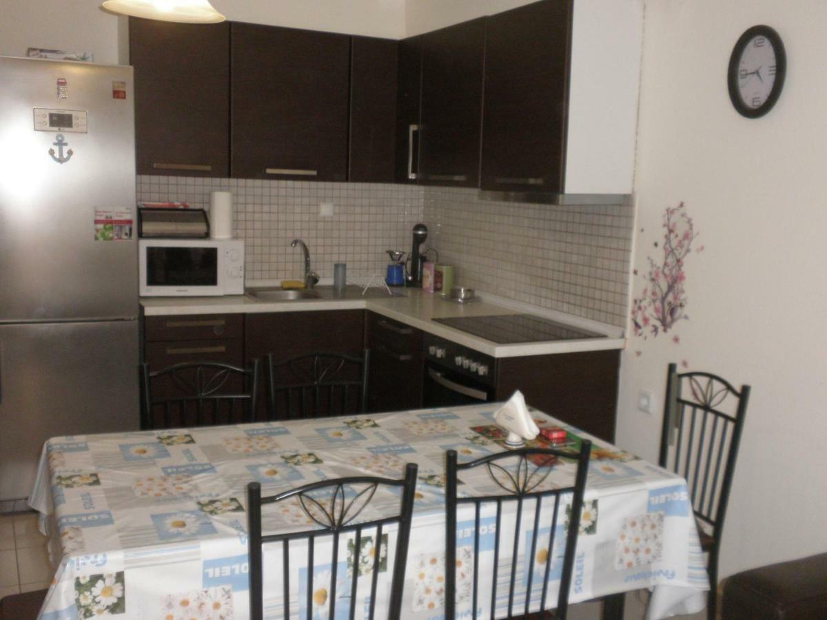 Christina Apartment Νεα Περαμοσ Néa Péramos Kültér fotó